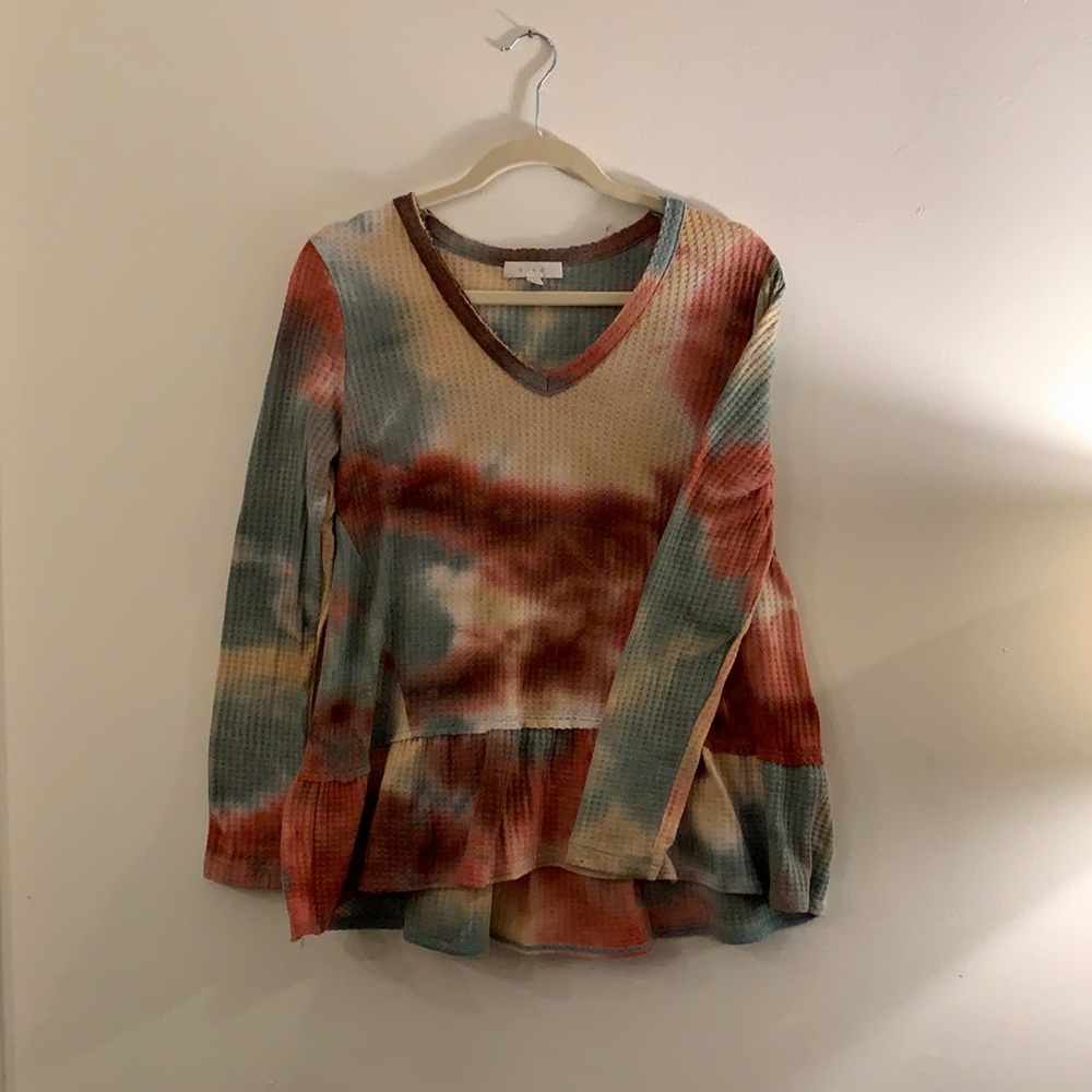 Anthropologie ruffle long sleeve shirt tie dye